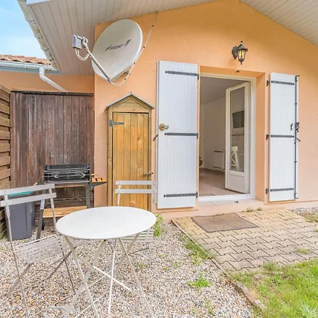 Maisonnette Entre Foret Et Ocean Mezos